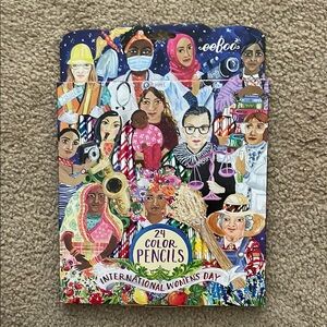 International Women’s Day 24 Colored Pencils